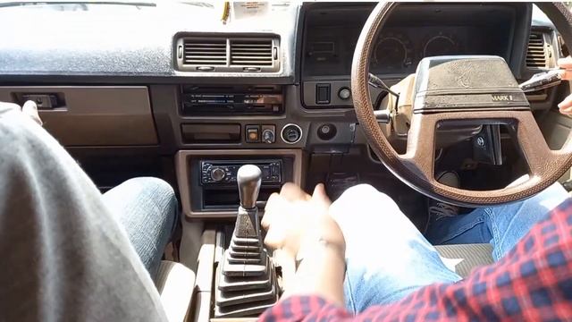 Sunday Driving with X60 1982 Toyota Corona Mark II смотреть онлайн