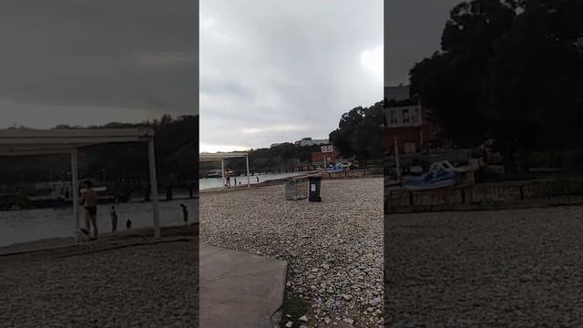 Геленджик, Голубая бухта ,гостевой дом Екатерина , обзор , прогулка по набережной. смотреть онлайн