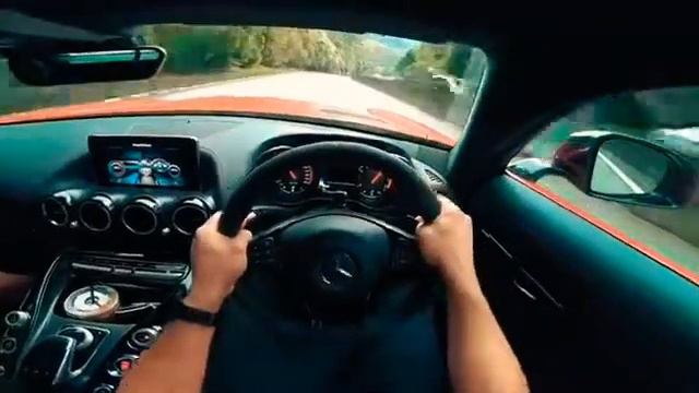 Driving the 2018 !!Mercedes Benz AMG GT-C????? смотреть онлайн