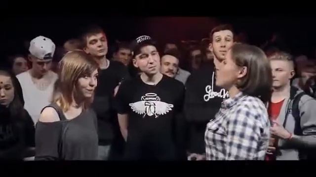 Женский батл рэп. Жесткие строки Юли Kiwi смотреть онлайн