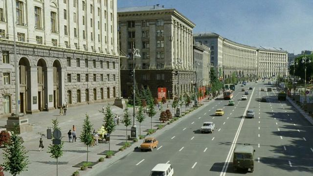 В Москву Нельзя Не Влюбиться | You Can’t Help But Fall In Love With Moscow - 1980s смотреть онлайн