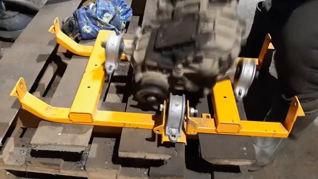 Нива 21213/УСТАНОВКА ПОДРАМНИКА РАЗДАТКИ/варим дно сами