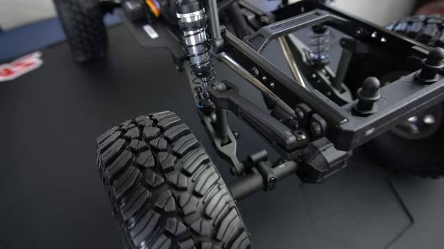 Element RC Ecto Black Edition: Unboxing & Trail Run смотреть онлайн