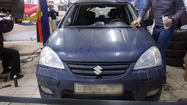Замена/установка лобового стекла SUZUKI LIANA смотреть онлайн