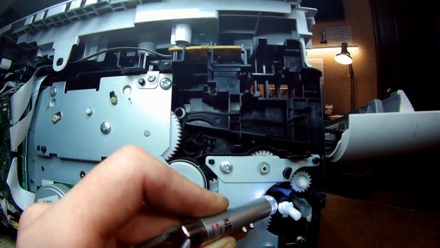 Ремонт принтера / МФУ Brother. Не берет бумагу, замятия. Инструкция. смотреть онлайн