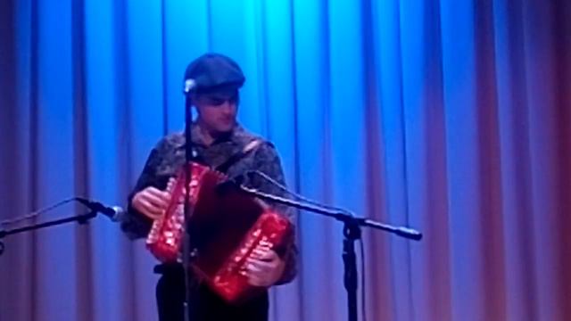 "Может быть" исполняет Влад Власов смотреть онлайн