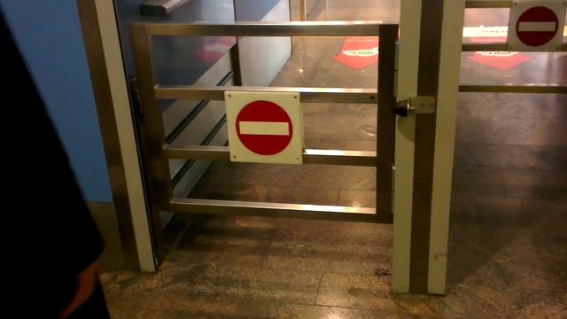 Петли с доводчиком для калитки смотреть онлайн
