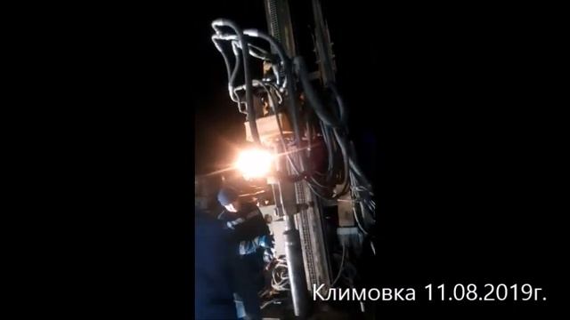 Мост в Самарской обл.11.08.19.Бурение дна Волги для взятия почвы на анализ.Bridge Togliatti-Klimovk смотреть онлайн