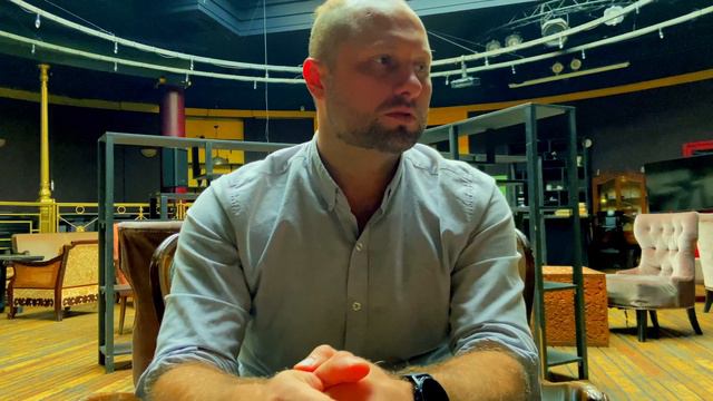 ГИПНОЗ. ПСИХОТЕРАПИЯ СЕГОДНЯ. ОТ СТРАХА СЦЕНЫ ДО РЕЗУЛЬТАТА ПАЦИЕНТАМ смотреть онлайн