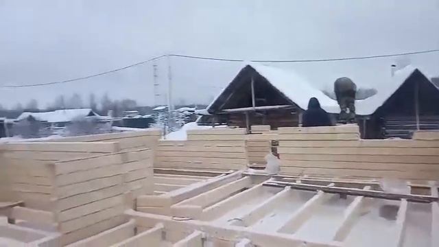 Монтаж дома в теплый угол из обычного бруса - Русский Домъ смотреть онлайн