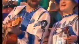 Косил сено старичок