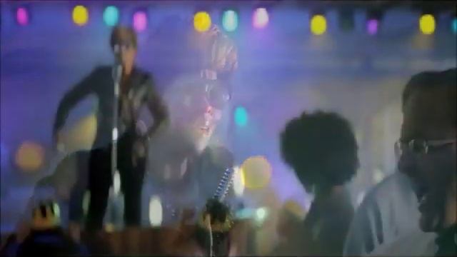 "Crispy Chicken "Mary J. Blige Burger King Commercial смотреть онлайн