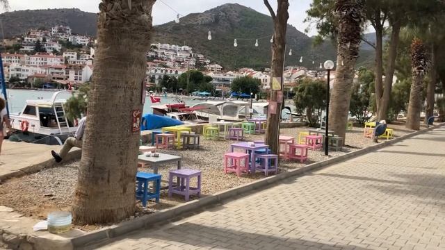 В Турции, как в Греции или прогулка в посёлке Датча (Datça). смотреть онлайн