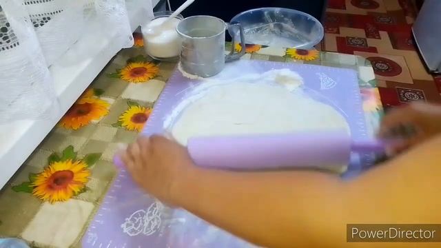 Булочки на сковороде,вода и дрожжи, очень простой рецепт. смотреть онлайн