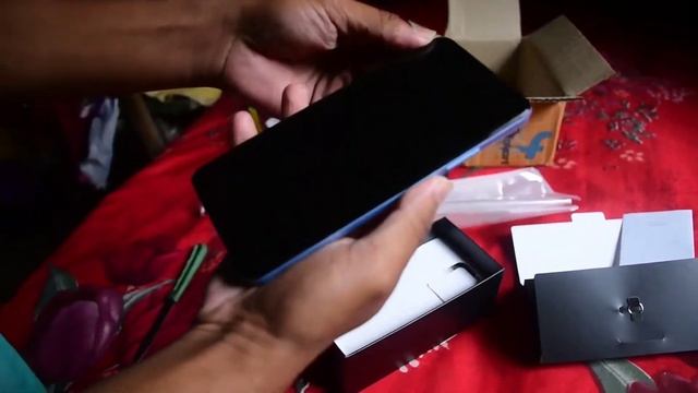 Xiaomi 11i 5G Unboxing 67W first charging Pric 26k 8/128 Gb Fkakart смотреть онлайн