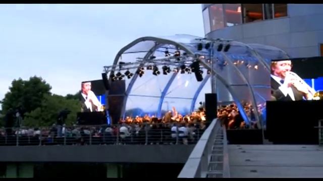 Стеклянная мануфактура Дрезден VW Phaeton смотреть онлайн