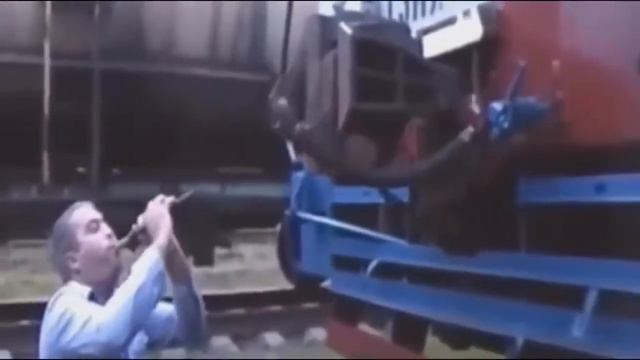 Это Россия детка!Веселые люди России! смотреть онлайн