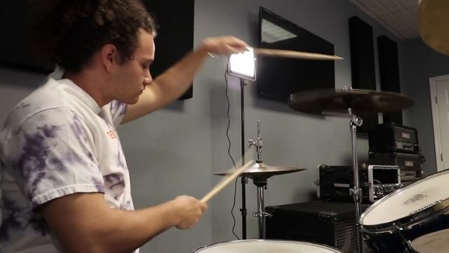 ME! - Taylor Swift ft Brendon Urie (Rock Cover by First To Eleven) смотреть онлайн