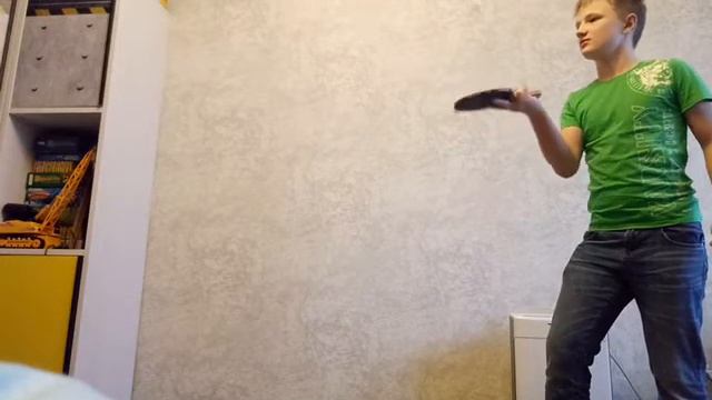 Ракетка дорогая vs дешовая смотреть онлайн