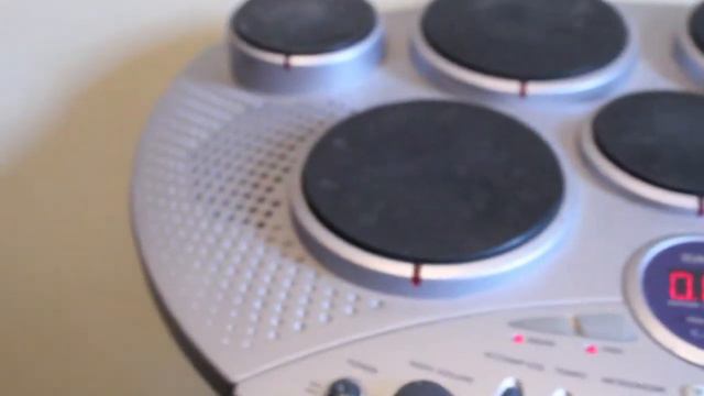 Tech Review: Casio LD 80 Electronic Drums смотреть онлайн