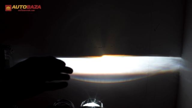 Bi-LED Линзы Vs Ксеноновые линзы. Какие лучше? Сравнение светотеневой границы.