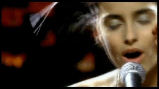 Nelly Furtado - Explode смотреть онлайн