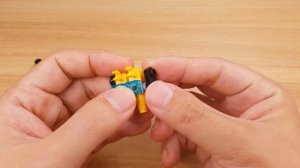 How to build mini LEGO micro transformer combiner mech - Hyperzord Legacy