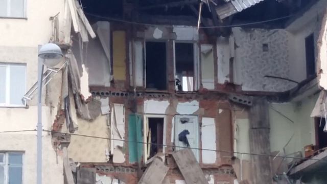 Междуреченск 31.05.16.разрушение жилого дома. смотреть онлайн