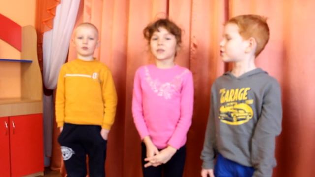 Дети говорят, что Почепу нужен Ледовый дворец! смотреть онлайн