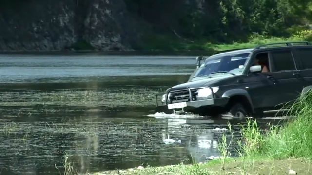УАЗ ПАТРИОТ тест через брод реки смотреть онлайн