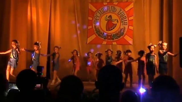 Фестиваль танцев -Красный Холм-Т/К :КАРАМЕЛЬКИ:10.05.13...Fa10ko... смотреть онлайн
