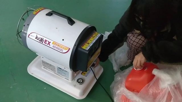 Как японцы согреваются. Керосиновый обогреватель. смотреть онлайн