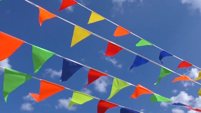 Гирлянда из флажков разноцветная смотреть онлайн