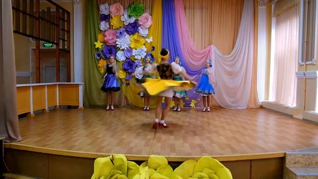 Коллектив "Панночка", танец "Веселуха" смотреть онлайн