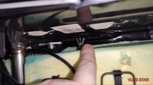 Разбор автомобиля Рено Дастер для установки авточехлов с выниманием сидений, снятием пластика