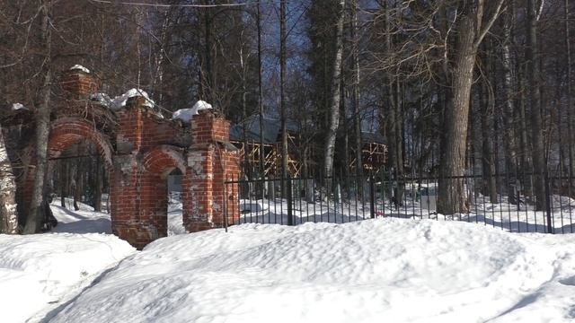 Деревни в глубинке. Остался последний житель в деревне. Старый дед вспоминает жизнь в деревне. смотреть онлайн