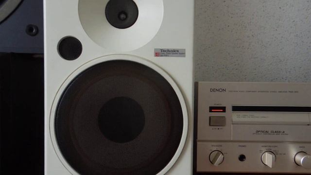 #hifiaudio  Technics SB-F071 Linear Phase Speaker System  (demo)