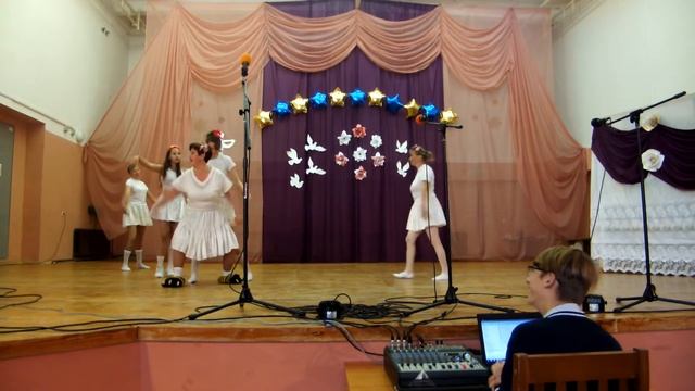 сценка День матери смотреть онлайн