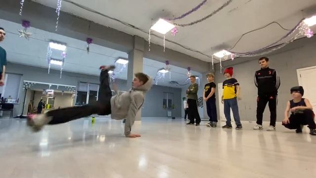 Стенка на стенку смотреть онлайн
