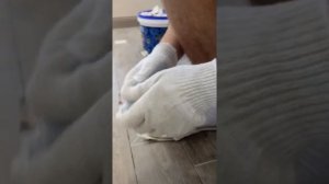 Расшивка межплиточных швов или как убрать старую затирку.