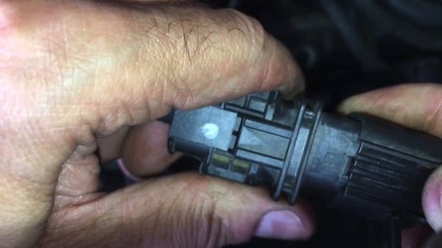 How To Replace Upstream Oxygen Sensor - KIA Rio (Andy’s Garage: Episode - 306) смотреть онлайн