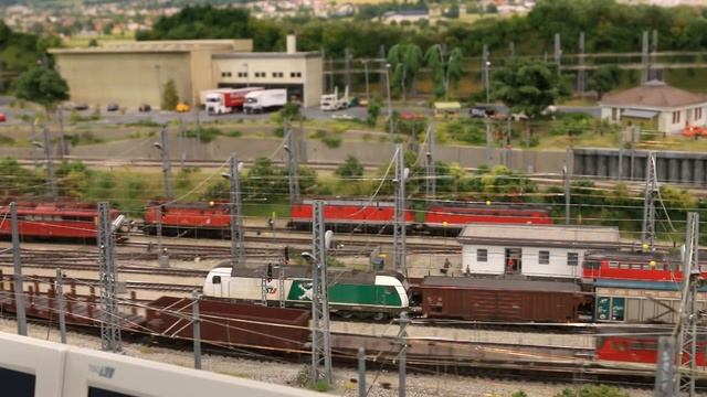 Fahrverschub nach Neuberg auf der Modelleisenbahn des ESV Knittelfeld (Ganz nahe am Original) Teil1 смотреть онлайн