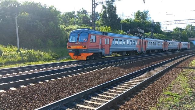 Электропоезд ЭД9М-0221 из Иркутска-Пассажирского смотреть онлайн