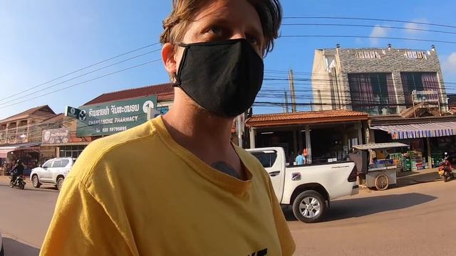 Lao Street Food Tour In Vientiane | Cheap & Delicious Snacks