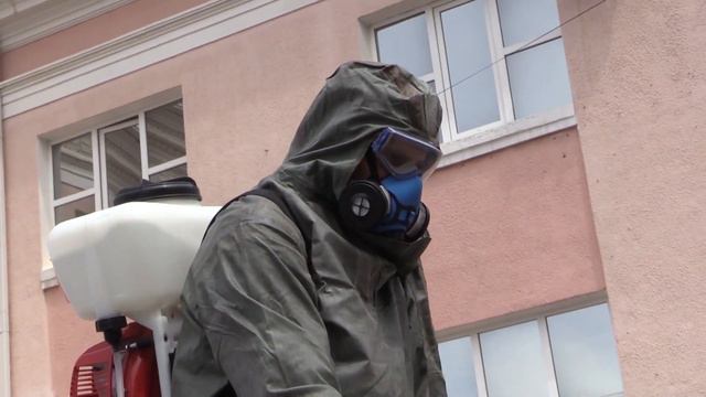 Во Владикавказе провели специальную санитарную обработку ж/д вокзала смотреть онлайн