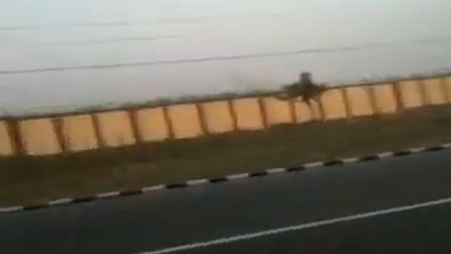 Yamaha R1 flyby 2012 смотреть онлайн