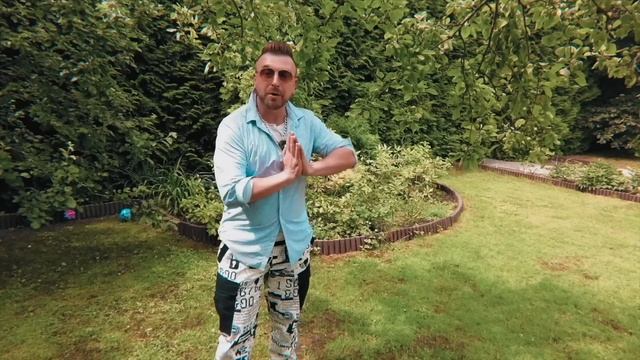 ДЕВУШКИ МАДАГАСКАРА: "отдаются с душой" / ЧЕМ ОНИ ТАК ХОРОШИ И ЧТО С НИМИ НЕ ТАК / третья серия смотреть онлайн
