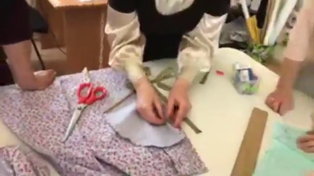 Делаем карманы на юбке, курс "Основы шитья" в "Шить легко" Киев) смотреть онлайн