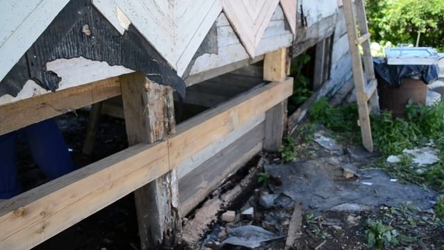 ДАЧНЫЙ ДОМИК 1 ЧАСТЬ смотреть онлайн