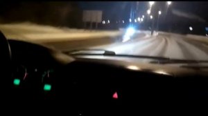 Уаз. Включение полного привода на скорости. Поворот на полном приводе.